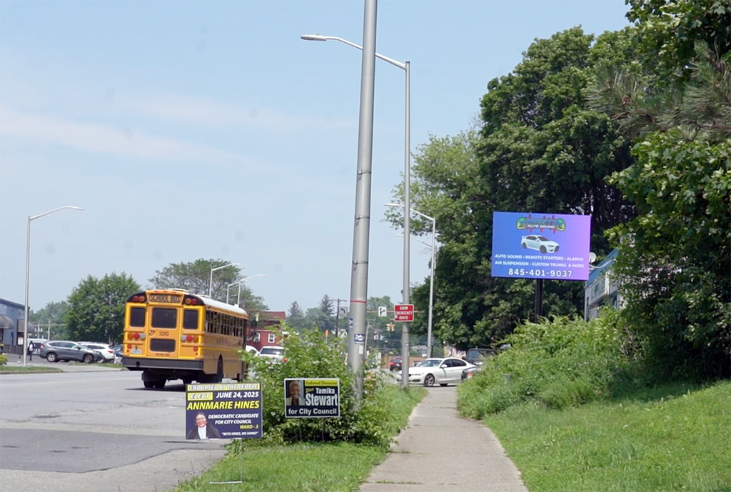 lake-street-rt-32-northbound